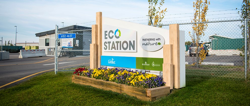Photo of the front entrance to the eco station